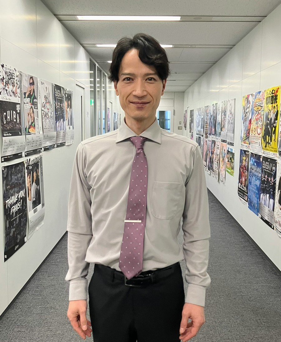 handa_shuhei's tweet photo. 『もう１度夫婦になりますか？』
第12話 最終回 9/21(月) 24:24〜です！

変わり始めた幸せのかたち…第11話をご覧下さった皆さま、ありがとうございました！

演じた真島部長は最後の回となりましたが最終話までこの再生の物語を見つめていたいと思います。
皆さまもぜひ！ご覧ください！！
#もう１度 https://t.co/qoLd6Vp7hi