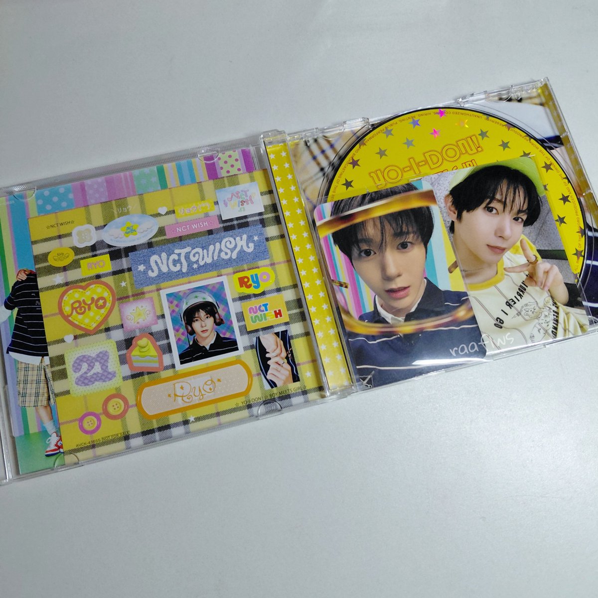 raaflws's tweet photo. Wts want to sell album yo-i-don nct wish unsealed fullset + pob mumo 

• ready ina
• exc pack 
• co oren/manual

poca pc photocard pre order benefit boy meets girl wishie japan jepang sion riku yushi jaehee ryo sakuya https://t.co/OMQ6A2BxiU