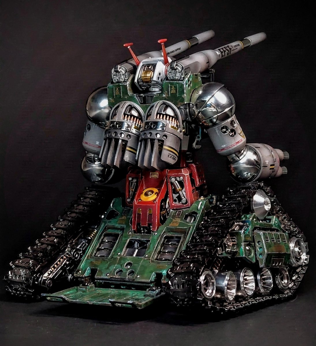 conan_dai_suki's tweet photo. ガンタンク MG 1/100
バンダイ

かなり前に作ったものを
修繕して塗り直し。

各所動くが、キツいので
そのまま組むと動きが悪い。
パーツのクリアランスも
削り直し。

前は、わりと普通に
塗ったのでイマイチかな…
メカモールドの増設と
青色の部分を緑色に変えて
ミリタリーっぽくしてみた。続↓ https://t.co/iQqkYltlTg