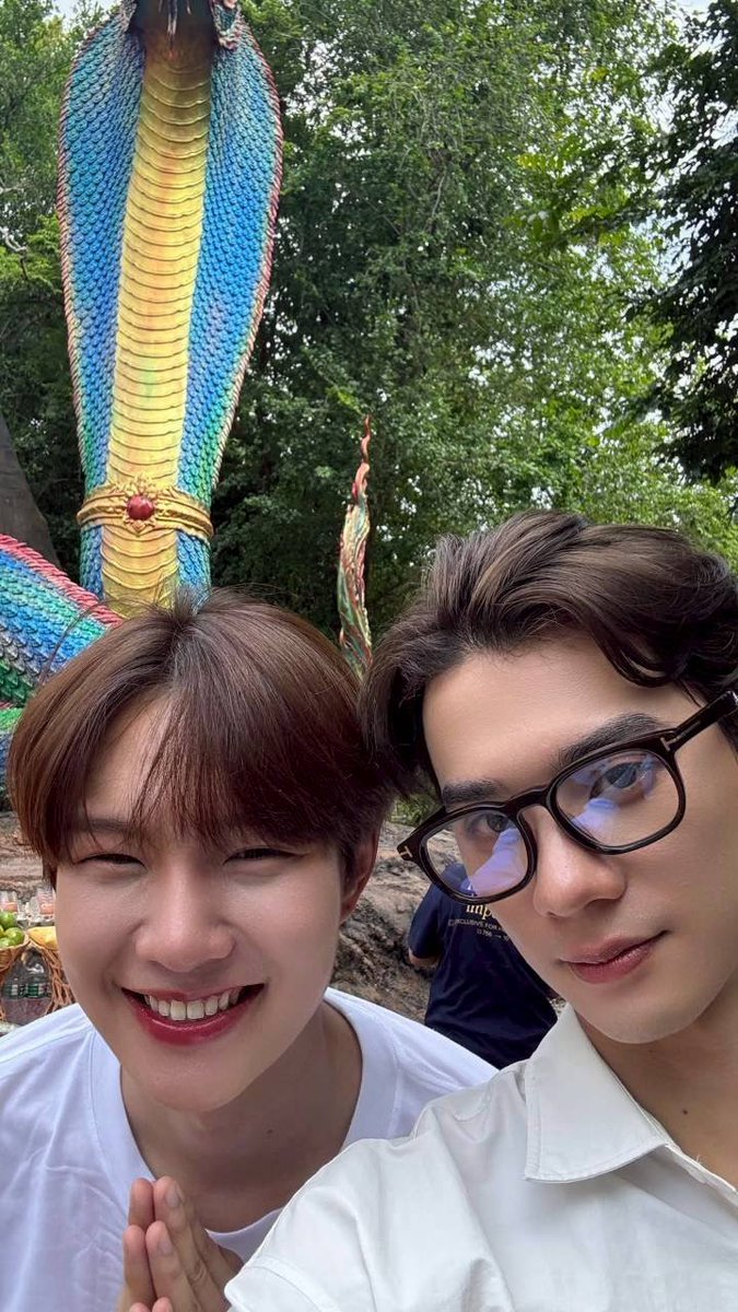 chrisbwy97's tweet photo. วัดที่เก่งน้ำปิงกับทีมเขมจิราเคยไปนี่นา ตอนนั้นยังแซวอยู่เลยว่าในใบเขียนวันที่ผิดมั้ยทำไมเขียนล่วงหน้า 555555 ที่แท้วันกฐินสามัคคีคือ 27 ตุลาปีนี้จริงๆ 😂 https://t.co/A18183mZDY