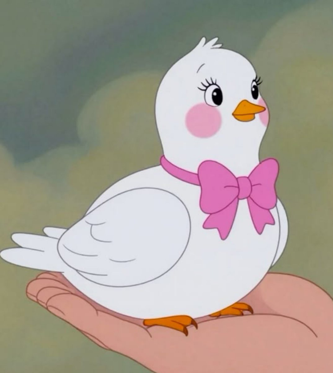 softlymagicall's tweet photo. That princess is a bird. https://t.co/bMxNZI6LQM