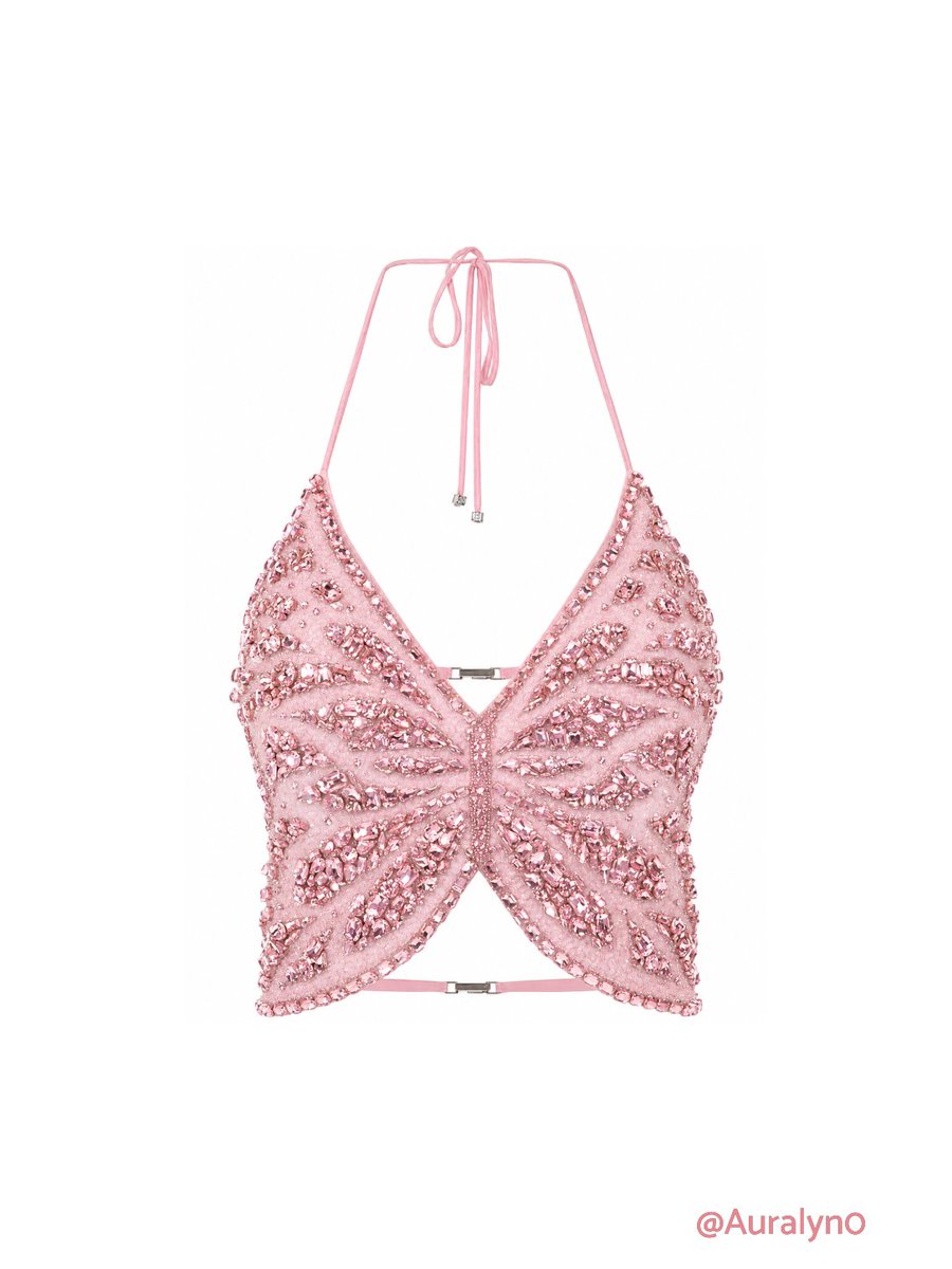 Auralyn0's tweet photo. Delicate doesn’t mean ordinary 🎀 https://t.co/FKVChkxn7t