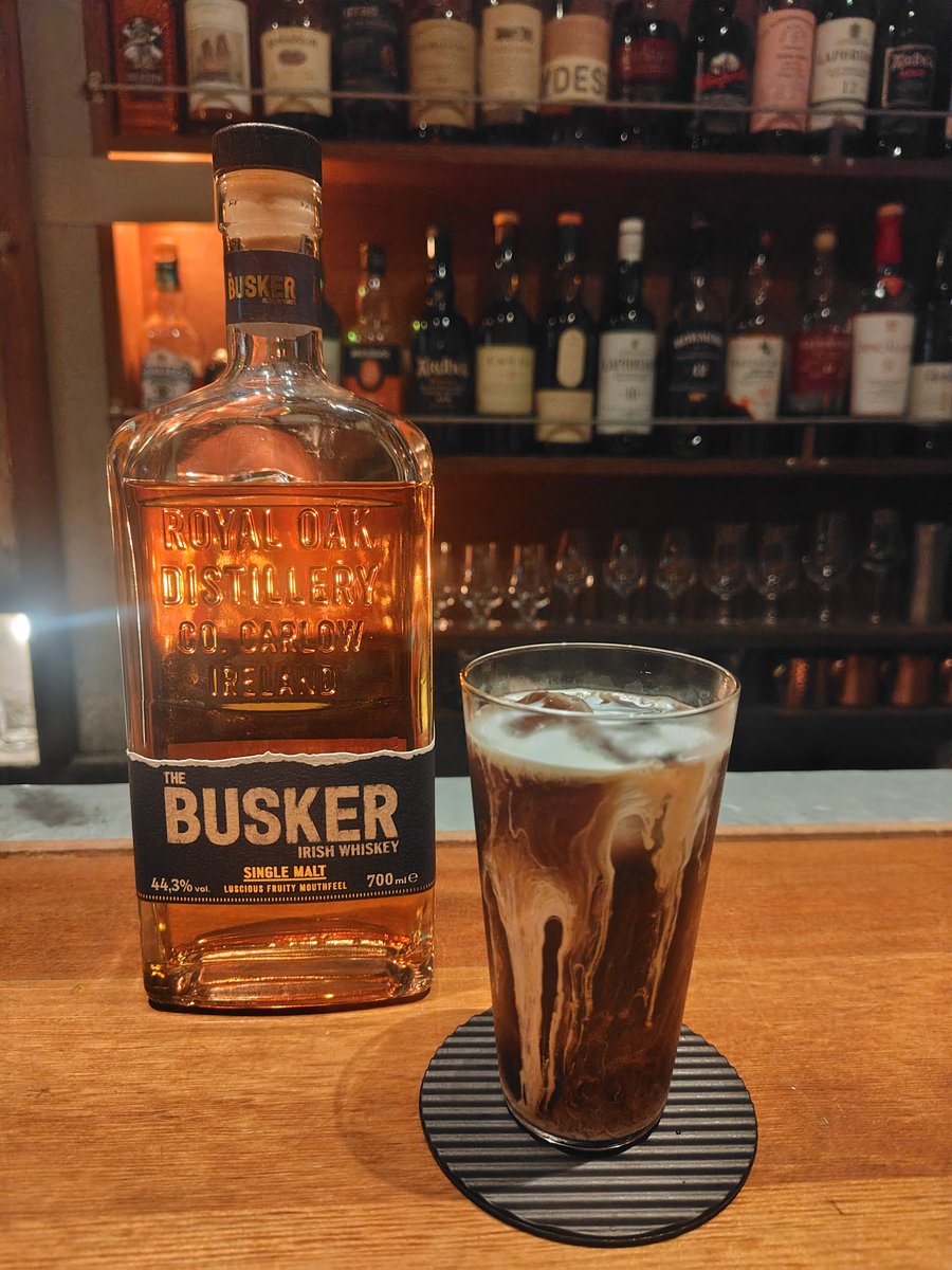 Trefle08Y's tweet photo. アイスアイリッシュコーヒー☕コーヒーとミルクの混ざり具合が綺麗✨️
#ウイスキー #Whisky #アイリッシュコーヒー https://t.co/JpVMHkTFE8