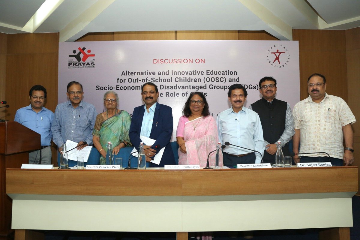 kg_suresh's tweet photo. Participated in a discussion on Alternative &amp; Innovative Education for Out of School Children &amp; Socio Economically Disadvantaged Groups &amp; Role of CSOs @IHCDelhi last evening. 
@EduMinOfIndia @prayasjac @ncert @Amodkanth https://t.co/7HhyukH8S6