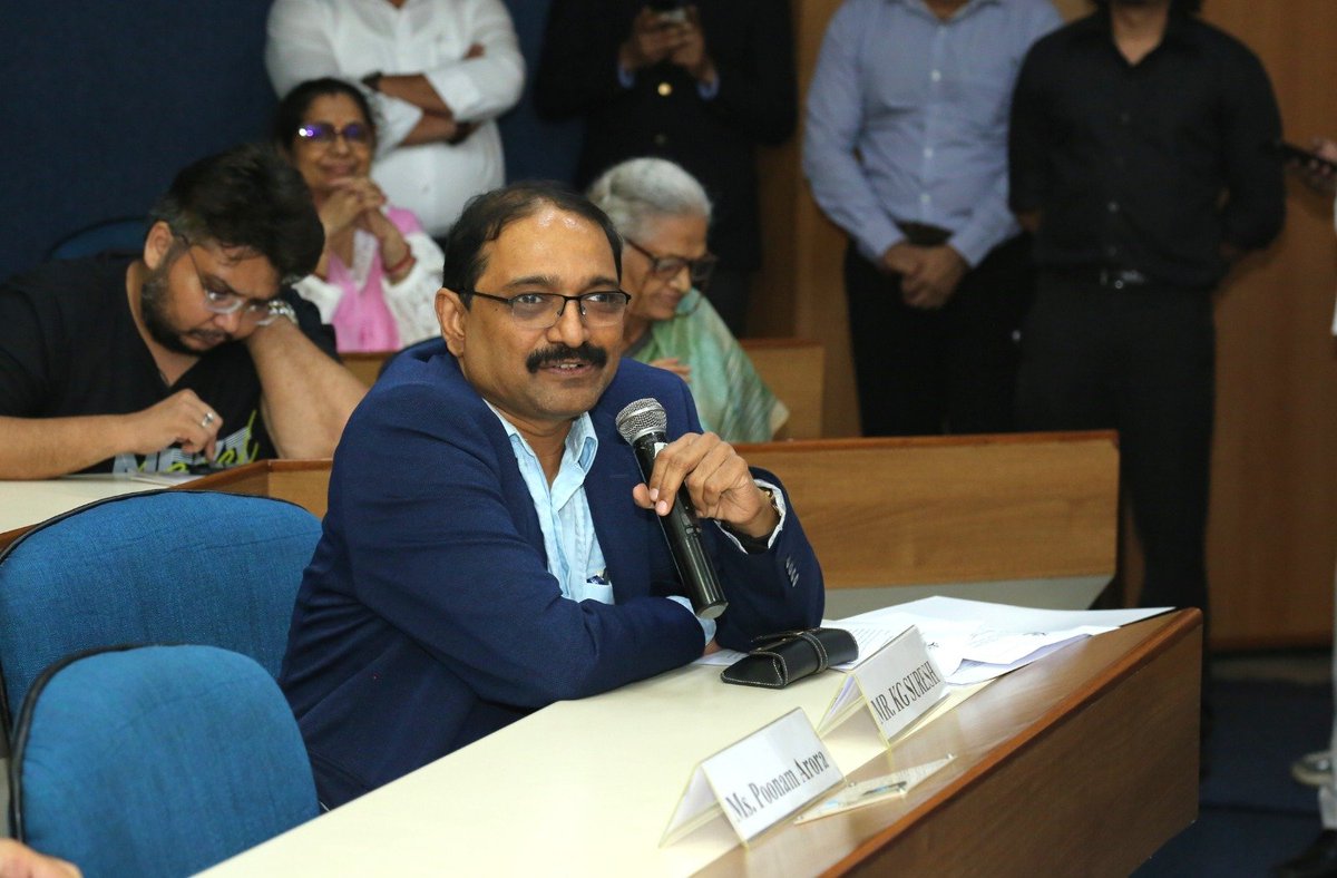 kg_suresh's tweet photo. Participated in a discussion on Alternative &amp; Innovative Education for Out of School Children &amp; Socio Economically Disadvantaged Groups &amp; Role of CSOs @IHCDelhi last evening. 
@EduMinOfIndia @prayasjac @ncert @Amodkanth https://t.co/7HhyukH8S6