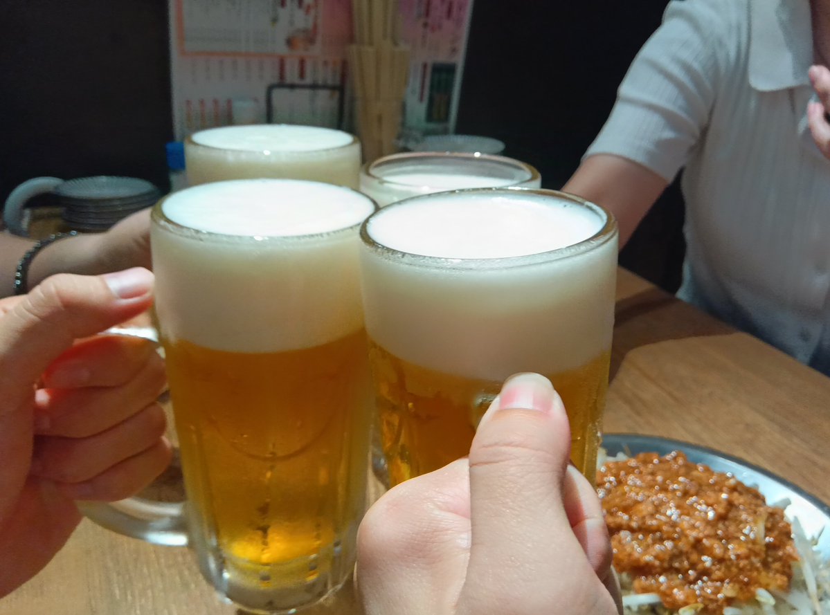 clean_library's tweet photo. #飲み会の際に乾杯の写真を撮るのはオタクキモすぎ罪に該当します
はじめます https://t.co/XRTxiaWT2K