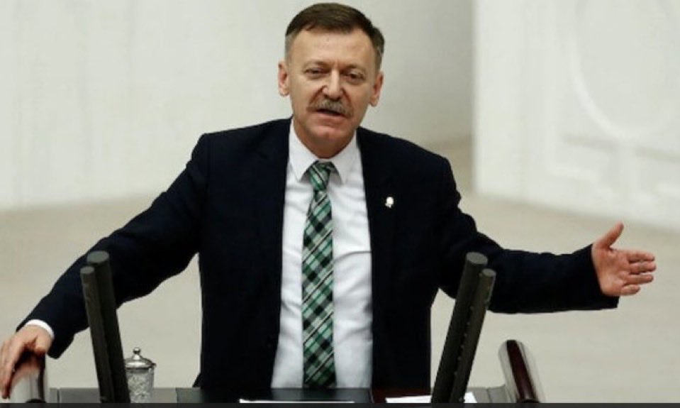 teyakkuzhaber's tweet photo. CHP’de yaklaşan kurultay öncesi genel başkanlık için ilk adaylığını açıklayan isim Aytuğ Atıcı oldu. https://t.co/jkqz3Rzsbz