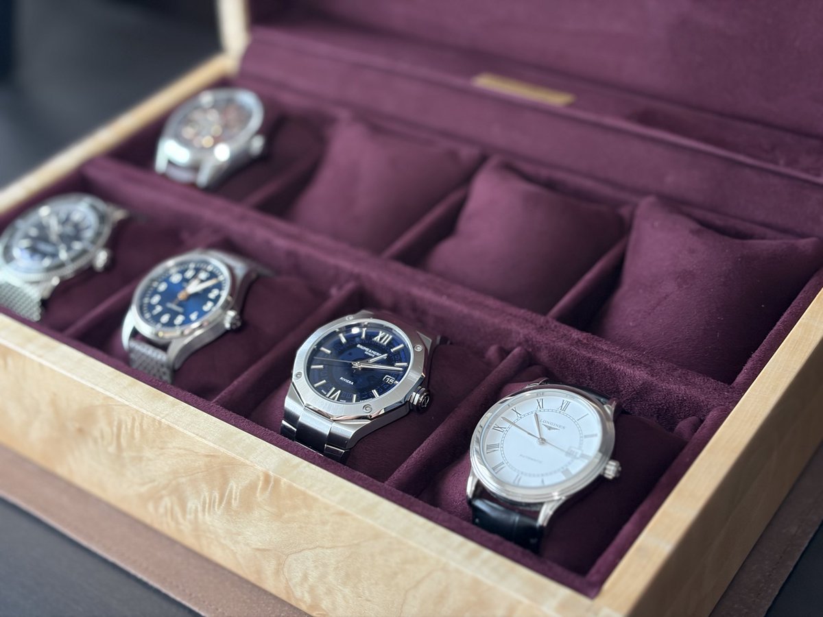 MightGuy_watch's tweet photo. ソウルバードでオーダーした時計ケースが届きました！
着用する場面を考えて次にどんな時計を買うか迷う時間がより楽しみになりました✨
#腕時計好きと繋がりたい https://t.co/tAim9fvhhB