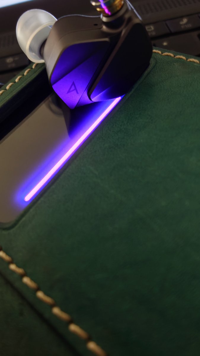 shhrbsh's tweet photo. Taking a break !
#A&amp;ultima 
#Astell&amp;Kern
#SP2000T
#CopperNickel
#Zero2
#ToxicCables
#BlackWidow
#Azla https://t.co/RdqVCxMhDG