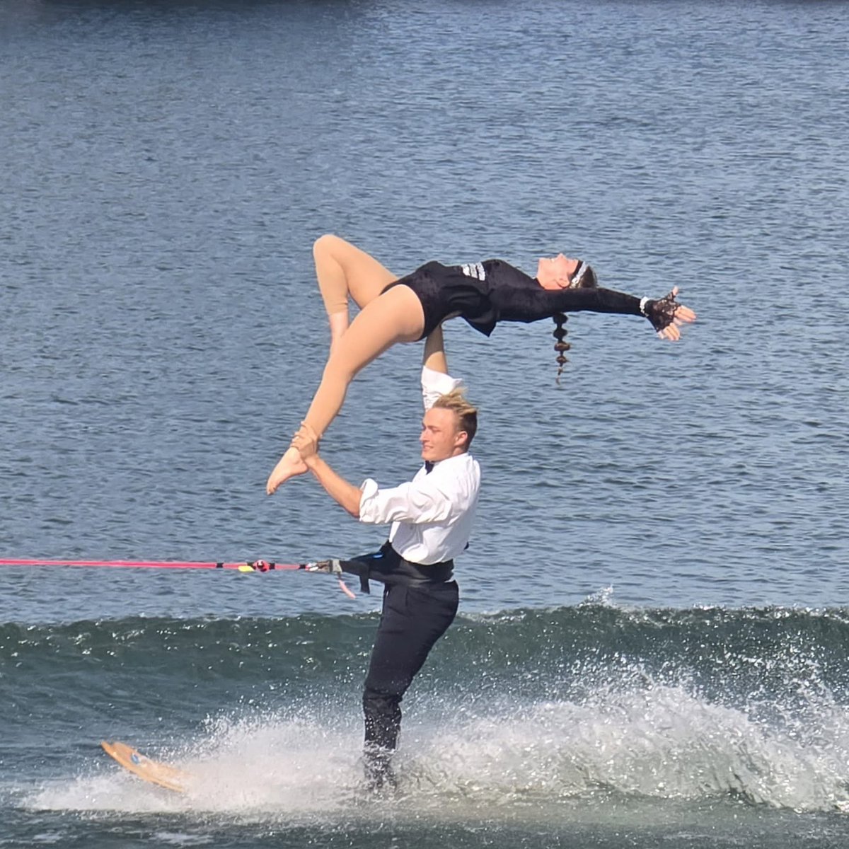 patricemartin12's tweet photo. #EuropeanShowSkiTrophy
The first ever IWWF Europe individual Show Ski Trophy in Wevelgem (BEL)
Swivel, accrobatic jump and double
Thanks to voluntters and partners for helping the development of this discipline 1/2 https://t.co/N9KoYBVquB