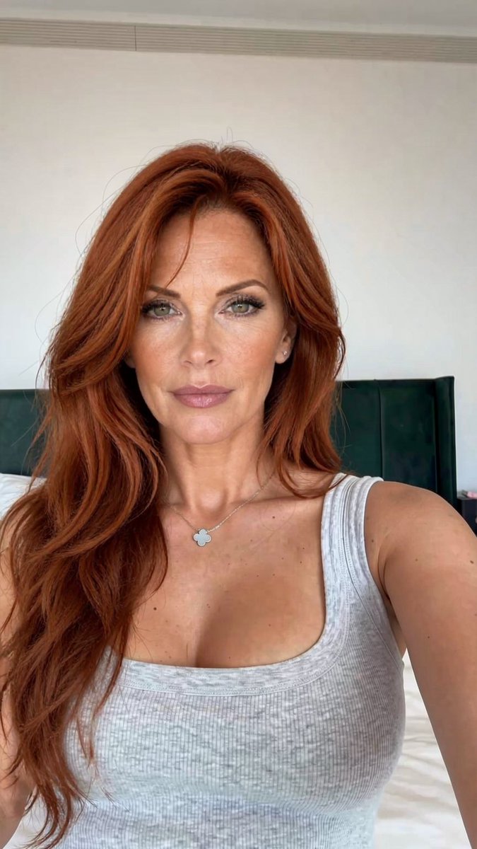 NoraRedmom's tweet photo. Caught your attention? 👀 https://t.co/8Pfhs24ff7