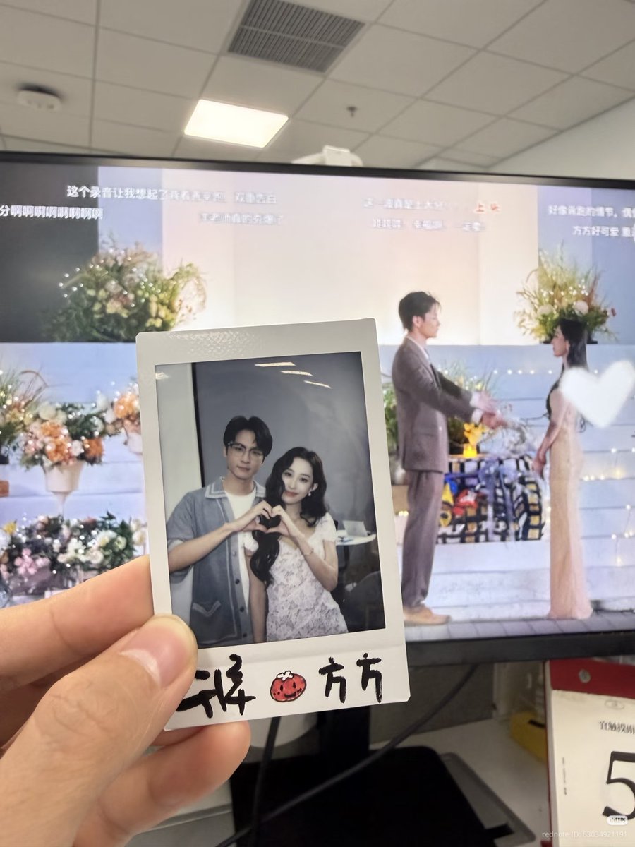 ywanzzeon's tweet photo. the official CPs exclusive polaroid ✨
#HeartSignalS9 https://t.co/ylBQ3LmF9c