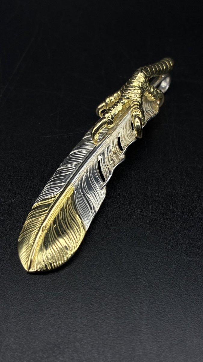 SilverRinkan's tweet photo. 【Coming soon】

お問い合わせは↓

公式LINE https://t.co/PK2p46lh21
TEL 03-5413-7607

#ゴローズ ＃goros #買取 ＃原宿 ＃高橋吾郎 https://t.co/ZfnyjI8bUQ