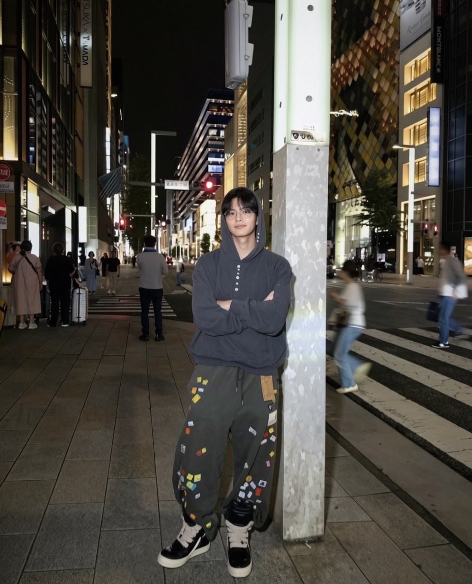 unausagi3's tweet photo. 最近のはるとビジュが好きすぎてもっとオフショくださいって感じ1枚目イケメンすぎてだいすき
そしてはるとといる音々ちゃんかわいいな！？！？！？！（情緒）
#今井暖大 #はるねね https://t.co/S47iFdgu3V