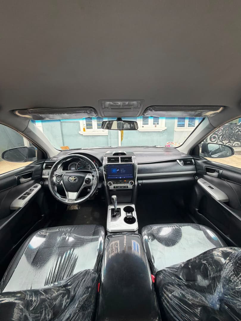 Lean_Autos's tweet photo. 2014 Toyota CAMRY SPORT
1 Month Registered
July 2025 entry
Accident free

4 Plugs
Mad Sound System
Back Ac vent
Catalyst intact
Reverse Cam
Bluetooth connectivity
Firstbody 
18" Rim
Chilling AC
Single user from toks
Quite legs, Silent engine & gear

🏷️ N11.5 Million
📍 Ejigbo, Lagos

☎️  https://t.co/Qc8qwzzAL1