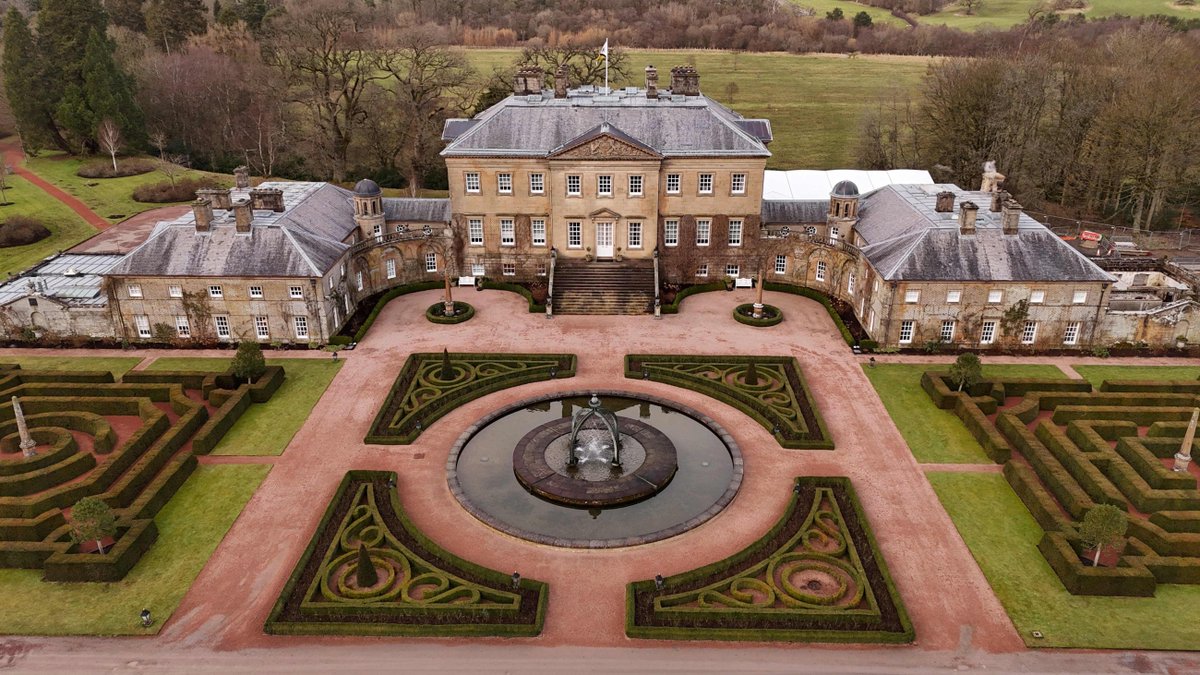 baselineK49's tweet photo. king charles is gathering executives from openai, anthropic, google deepmind and nvidia at a 300-year-old scottish estate to discuss the future of AI.

somewhere between 2022 and 2026 the plot got away from the writers. https://t.co/1BFkYs6vIX