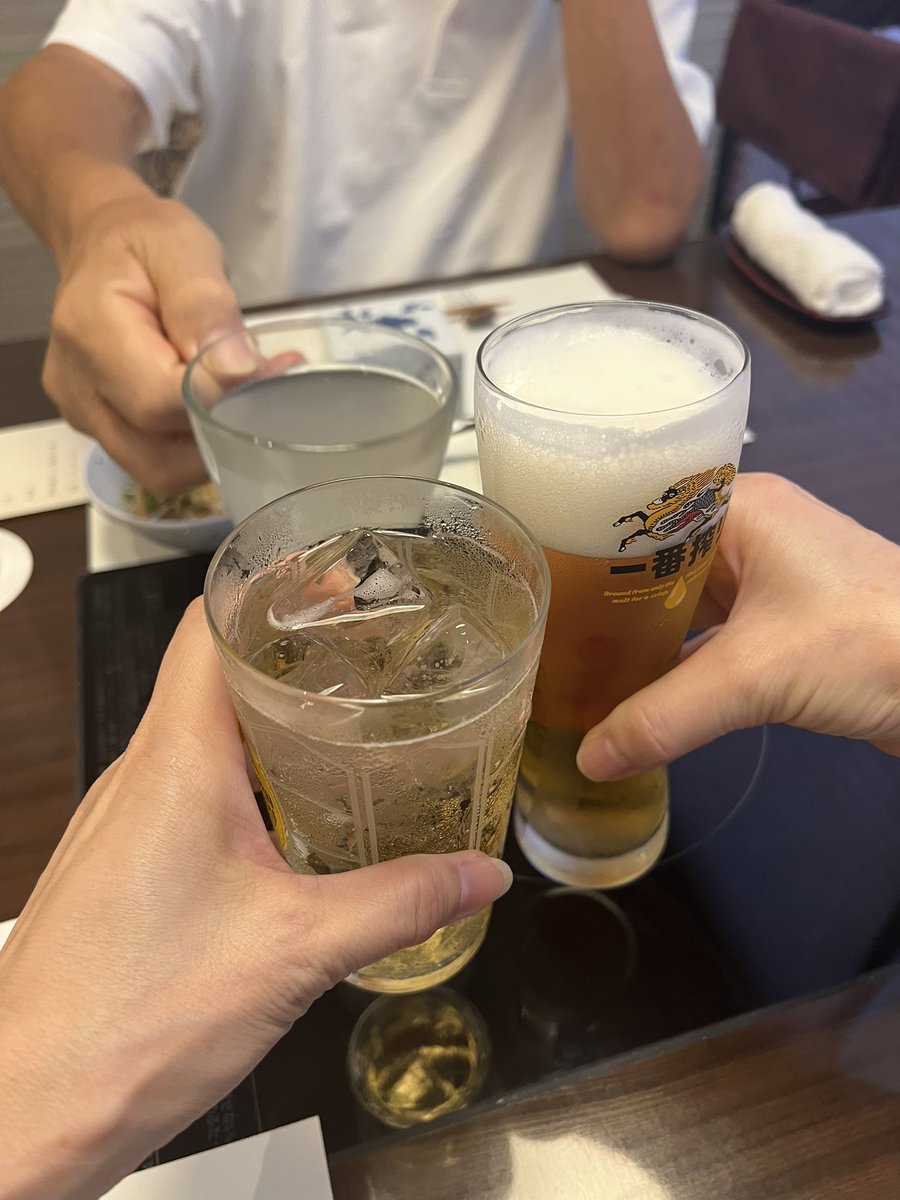 Tomocyan13's tweet photo. 恩師と🩷 https://t.co/YrmUfNdI9Q