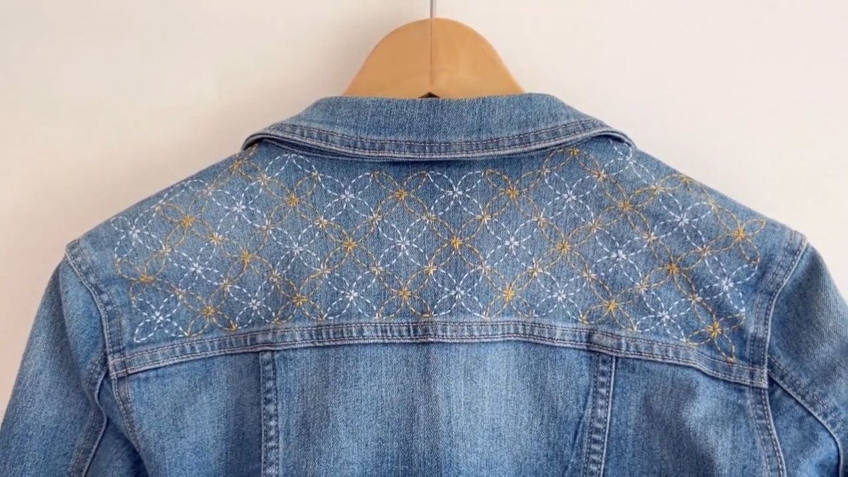 MarielleRo7e's tweet photo. Just finished customizing my vintage denim jacket with hand-stitched constellations  DIY magic that turns thrifted finds into one-of-a-kind wearable art!， https://t.co/2L8Uf3IUGs