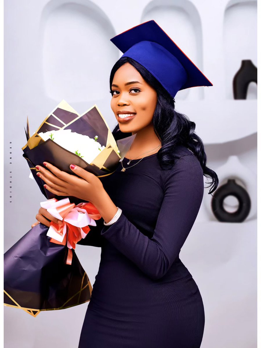 CicelyWitto9a's tweet photo. Graduated and glowing! So proud of our client. https://t.co/ty7jFKRAX7