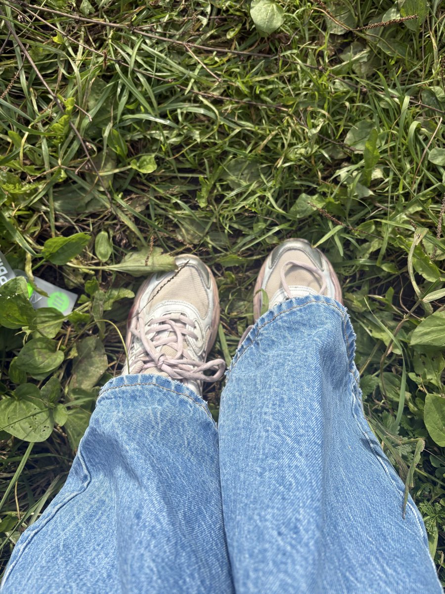 Catksg's tweet photo. #Feet #PrettyFeets #FeetLovers #FootArt https://t.co/tHDuzKQOVG