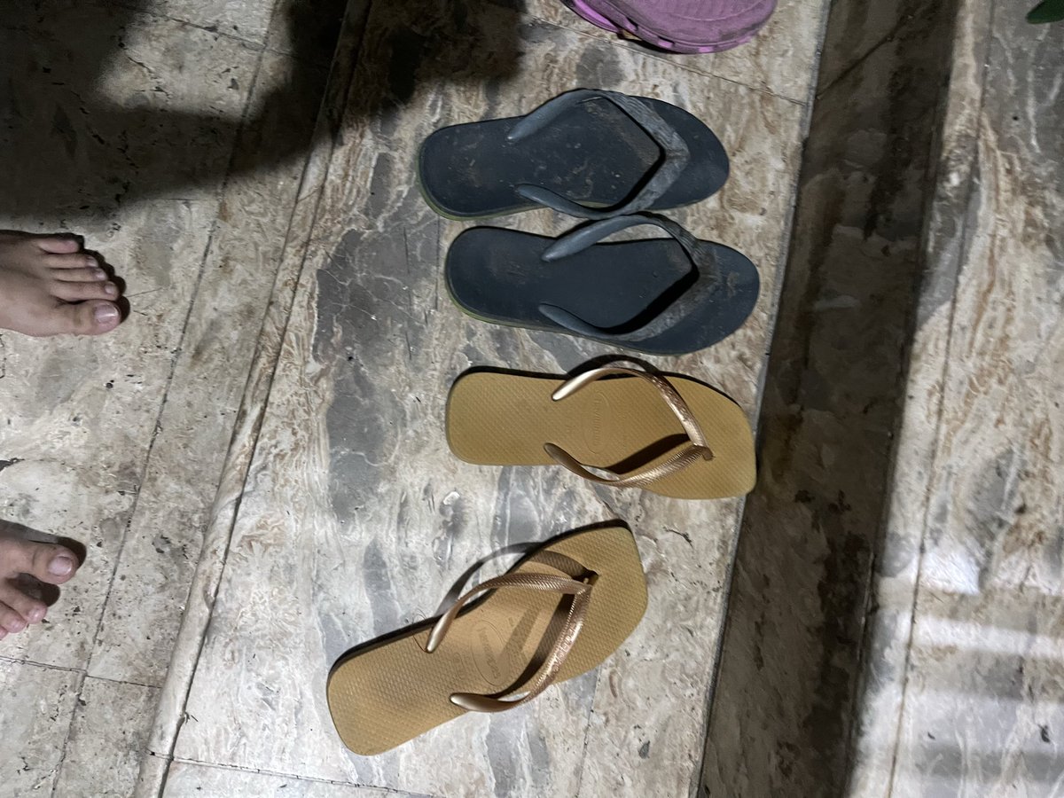 goddess_jow's tweet photo. Who buys dirty flip flops? 😋

#findom #feet #feetfetısh #feetworshi̇p #goon #dirty #soles #toes #insoles #brat #paypig #humiliation #telegram #fyp #viral #whiteboi #himanatm #snap https://t.co/B5rbhuM6l5
