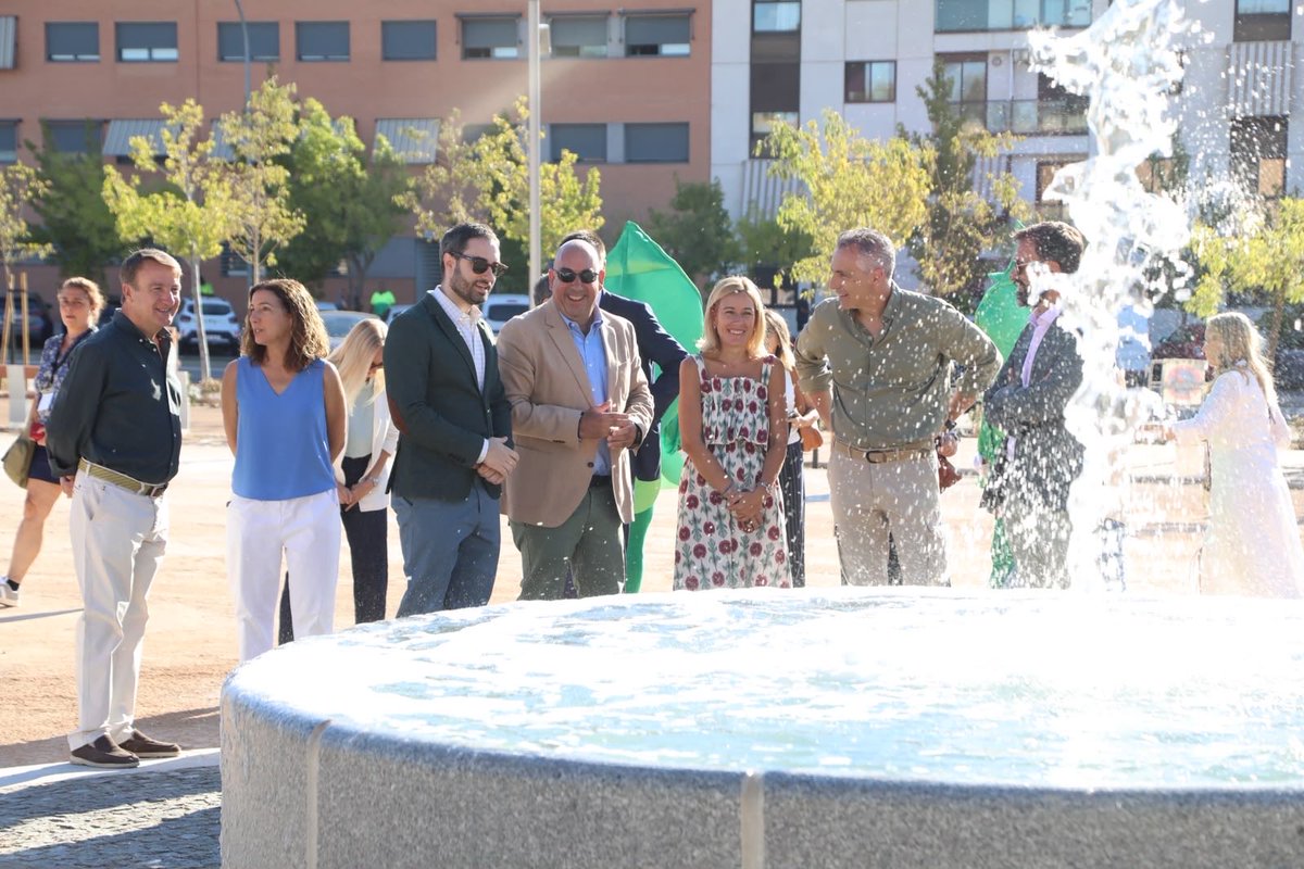RocioGAlcantara's tweet photo. 🌱 INAUGURACIÓN PARQUE FORESTAL PRINCESA LEONOR 

🌳 Hoy Alcobendas inaugura junto al consejero de la @ComunidadMadrid , @CarlosNovilloPi , un nuevo pulmón verde. https://t.co/wr5ORE6Rgs