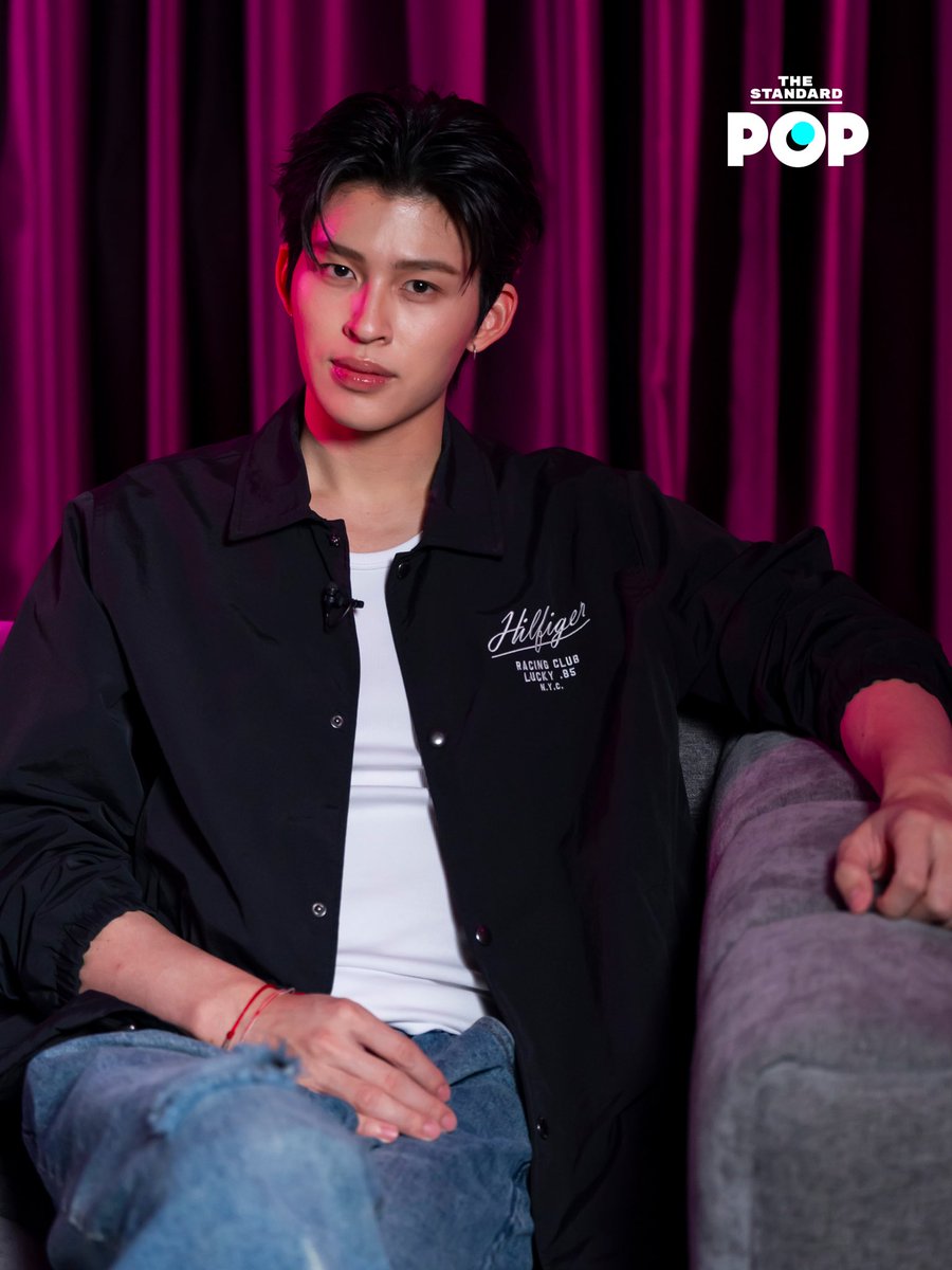 TheStandardPOP's tweet photo. แอบสปอยล์แขกรับเชิญวันพุธนี้ 👀 คนหนึ่งบอกเชื่อตัวเอง คนหนึ่งบอกเชื่อภูวินทร์ อ้าว ยังไงซิ 🤔🤭 เงียบไว้!!
.
เตรียมพบกับ THE INTERVIEW x PONDPHUWIN
.
🗓 พุธที่ 16 กันยายน 2569
⏰ 19.00 น.
📍 YouTube: THE STANDARD POP
.
#THEINTERVIEWxPONDPHUWIN
#PondPhuwin #ปอนด์ภูวินทร์
#PICKACARD 
#TheStandardPop