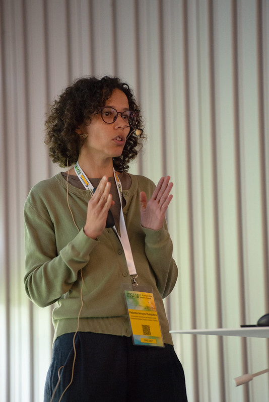 EOS_AM's tweet photo. #EOSAM2026 Highlights
We were delighted to welcome Paloma Arroyo Huidobro (UAM, IFIMAC) to Tampere, where she gave a plenary talk on “Light-matter Interactions in Time Varying Media.”
Paloma was also the 2025 recipient of the EOS Early Career Women in Photonics Award.
@Paloma_a_h https://t.co/uY9XWU5y3Y