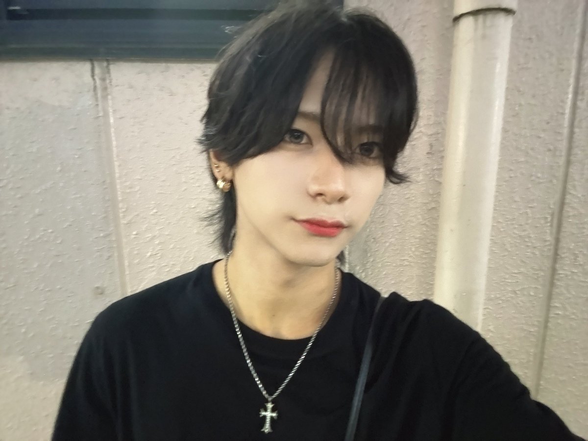Kanato_Chrono's tweet photo. 本日ライブありがとうございました😻

しーた！きてくれてありがとう🥹
今日はわちゃわちゃしてたねーたのしかったかな？スタトレもひさびさやったねー、いいねー

次は17日、吉祥寺です！お昼でいつもよりちょっと早めだけど絶対来てほしいです！会いにきてくれるのまってるね https://t.co/owgXz0YsRe