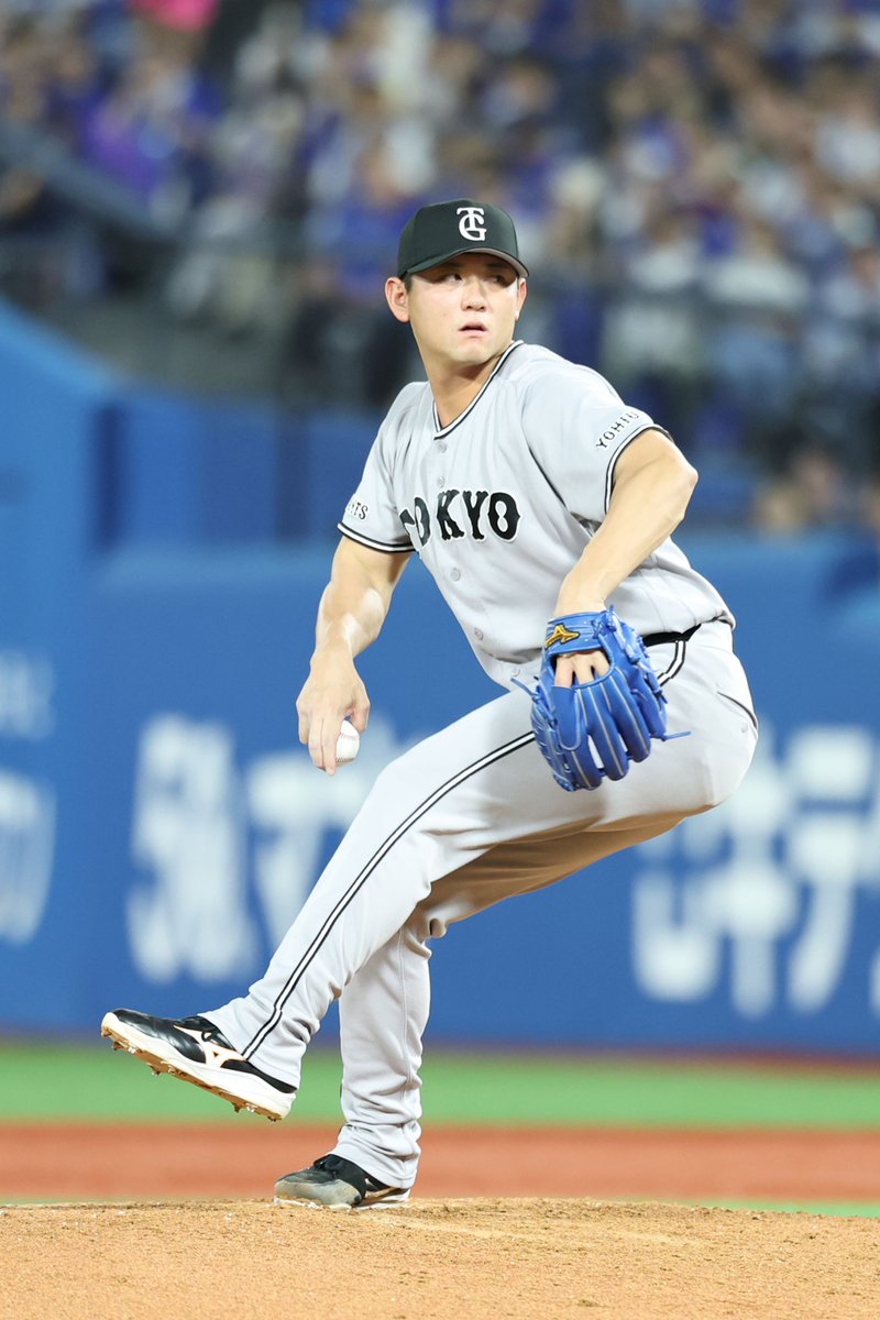 TokyoGiants's tweet photo. 【五回裏】巨人 2-10 DeNA

3番手で #平内龍太 投手が登板。
2本のヒットを打たれるも、この回を無失点に抑える。 https://t.co/hS8WxgUQCq