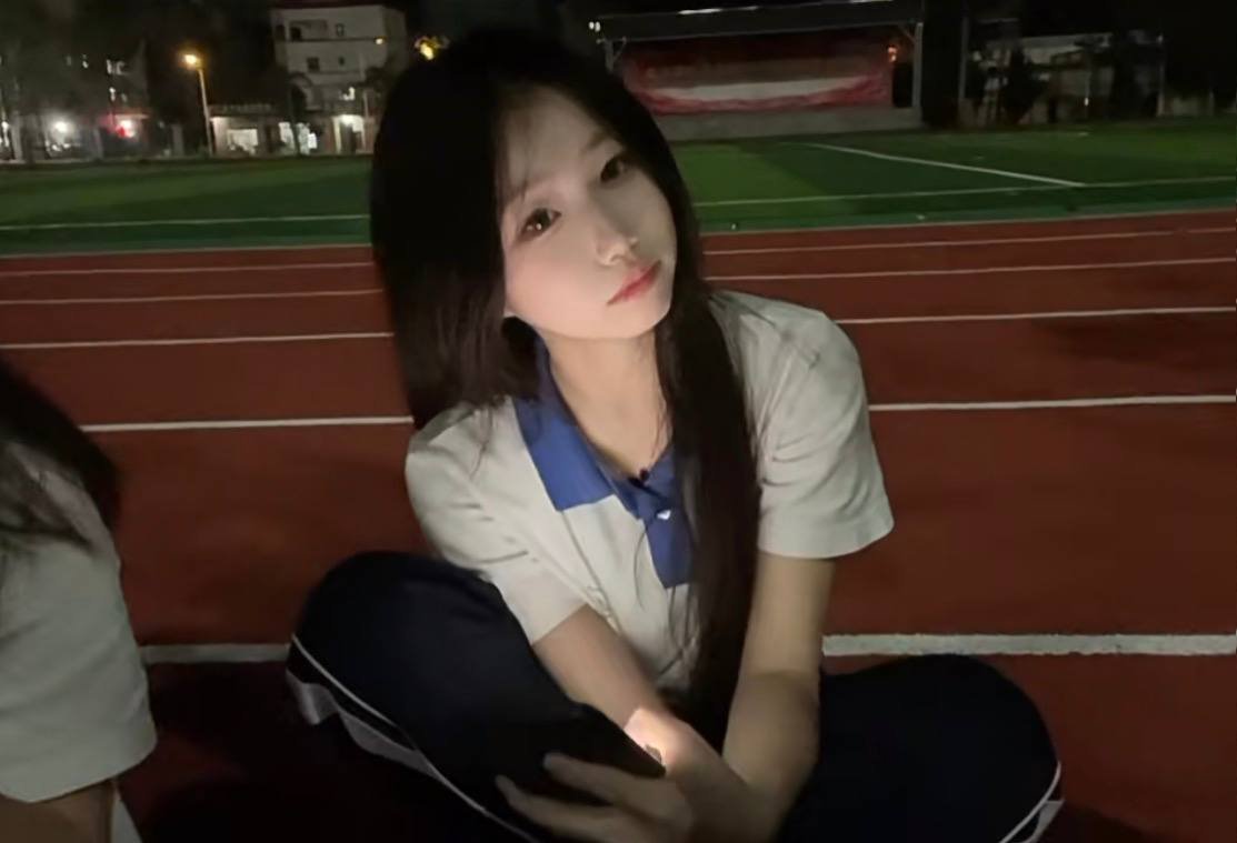 DuncanDavies_'s tweet photo. 高中生…我真的不要🚪    

真的给b看 不信你试试      

我真的是女菩萨 https://t.co/3FqEazD7dS