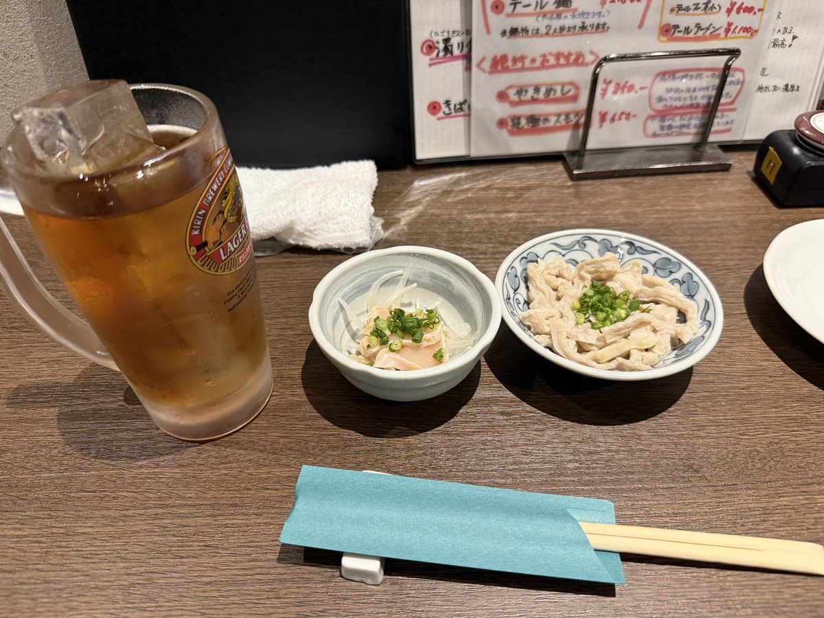 majesty5596's tweet photo. 警固　タンテール富士

まずはスタミナつけないと言う事で

酢モツ　テール焼き　上タン焼き　
焼飯とテールスープ https://t.co/gW9wsknqSs
