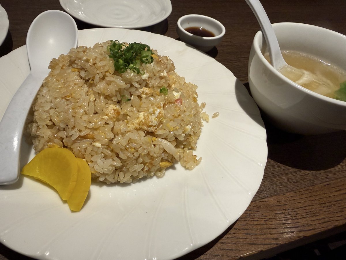 majesty5596's tweet photo. 警固　タンテール富士

まずはスタミナつけないと言う事で

酢モツ　テール焼き　上タン焼き　
焼飯とテールスープ https://t.co/gW9wsknqSs