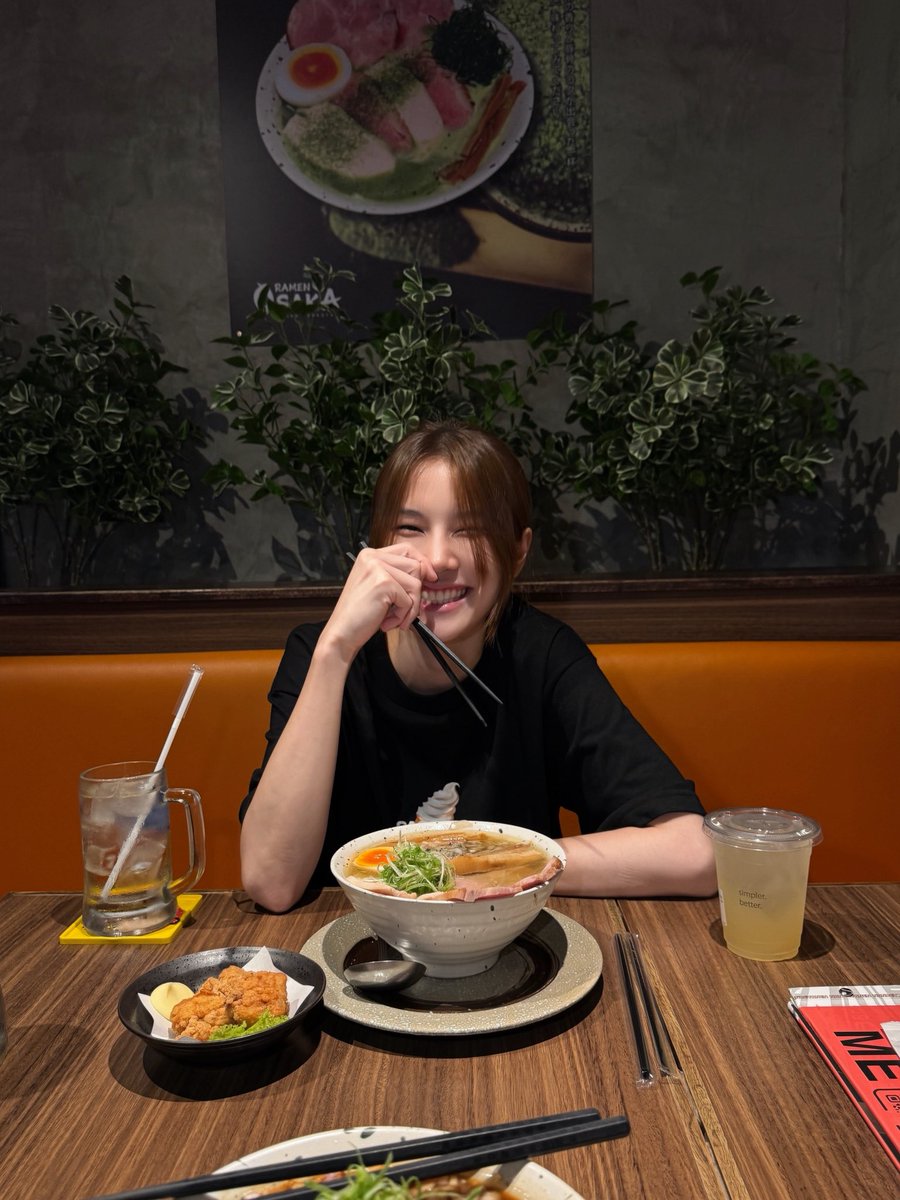 AndaAnunta's tweet photo. รับจุ๊บทาโกะเป็นมื้อเย็นมั้ยคับน้องๆ 🐙

ANDA BLUETOOTH OF HUG 15
#andaanunta
#ท้องฟ้าของอันดา https://t.co/P7B8745kNa