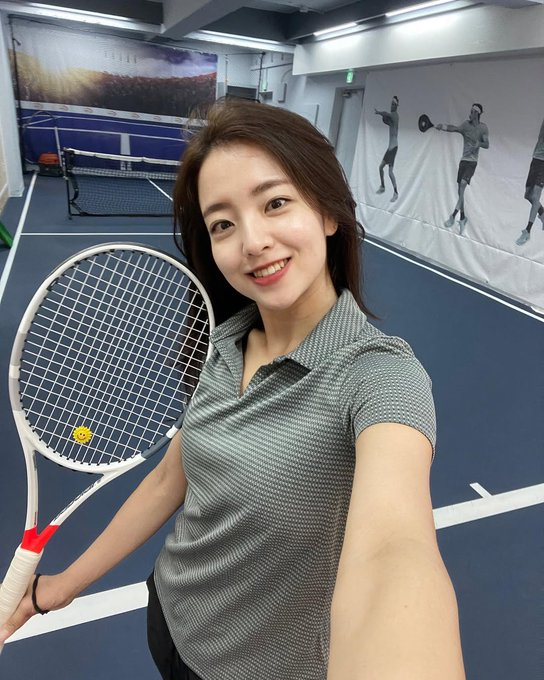 joaovitor_pedro's tweet photo. 저는 이혼했어요.  

혼자 살다 보니 밥도 혼자 먹어요.  

너무 외로워서 데이트하고 싶어요. https://t.co/NebA2zdziX