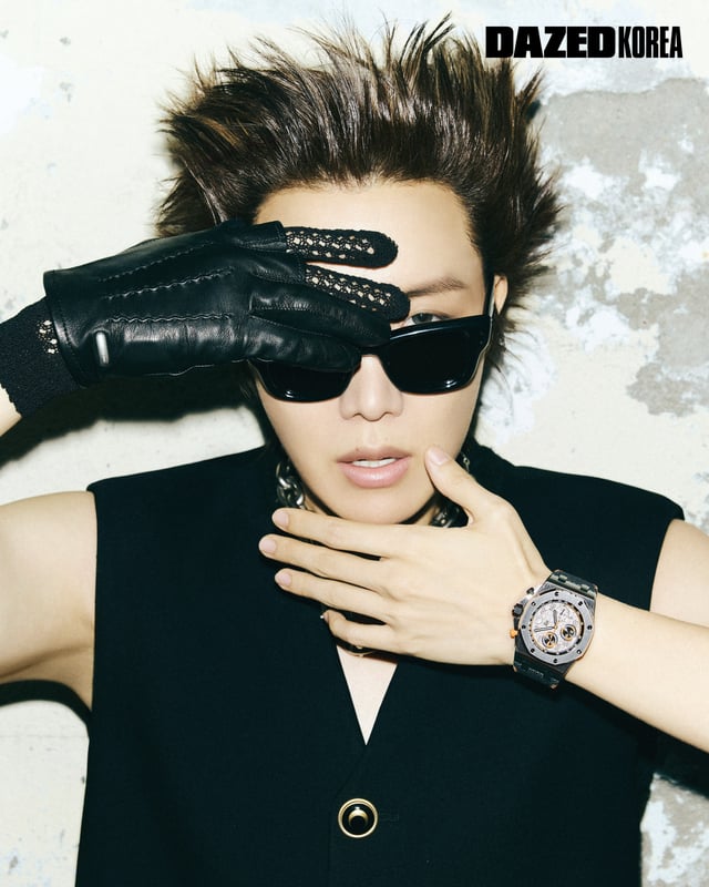 viraltakes's tweet photo. J-hope of #BTS looks super stylish in new pictorial for DAZED Korea. https://t.co/h7mORilMoP
