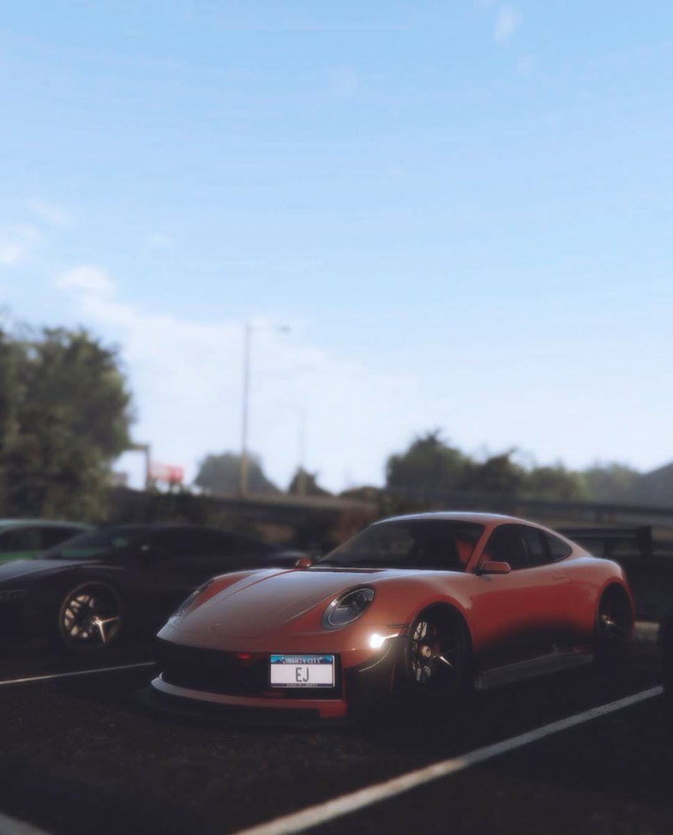anthowood91589's tweet photo. Let me know if you spot your car. https://t.co/u3VmQ79MUU