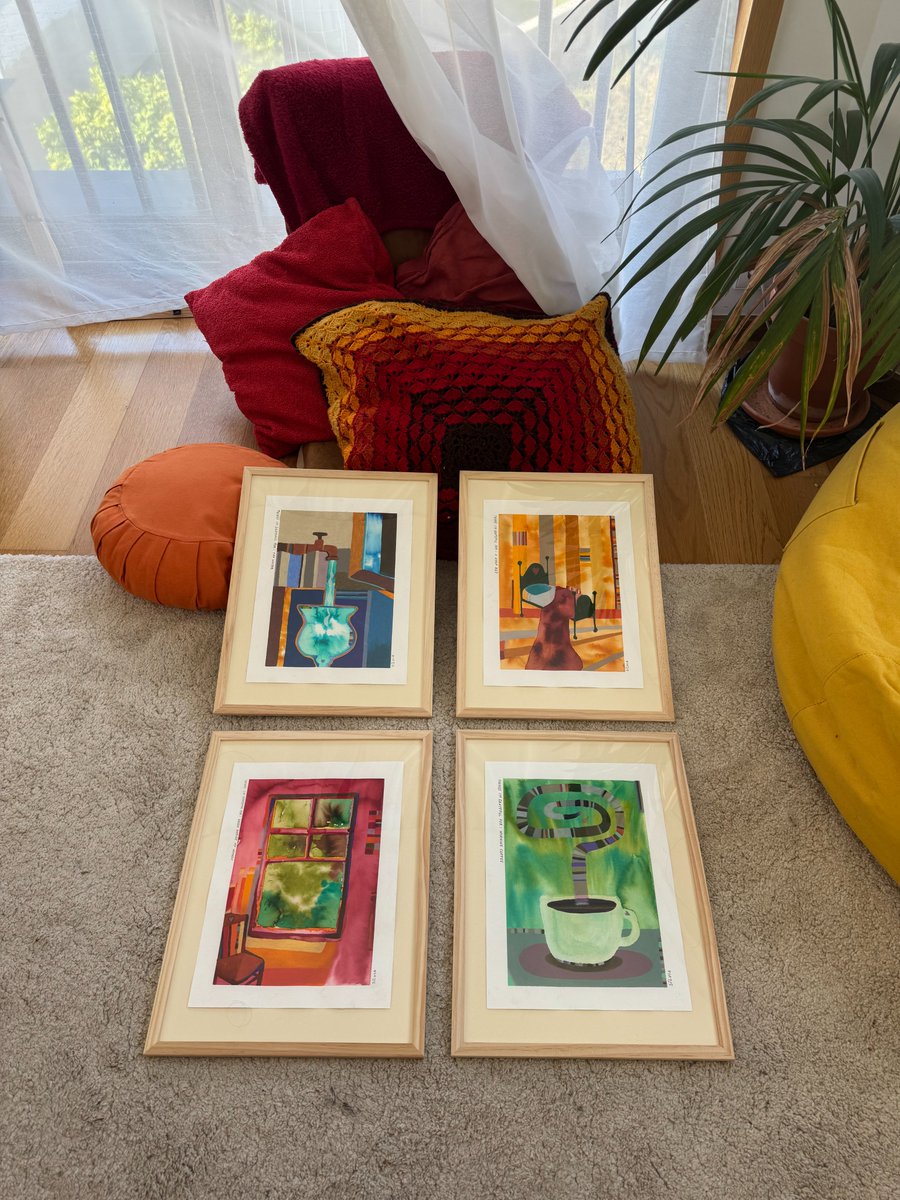 this_is_silvia's tweet photo. excited about this new mini collection called "things i'm grateful for", where i painted small things from my daily life that showed up in my gratitude practice. WARNING: they are charged with THE POWER OF GRATITUDE, look at them for too long and you risk getting SLAPPED BY BLISS https://t.co/zZJe8C4JGD