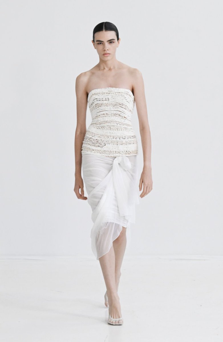 rosev1207's tweet photo. Area Spring: 2027 RTW NYFW Collection https://t.co/uzexl3mvmJ