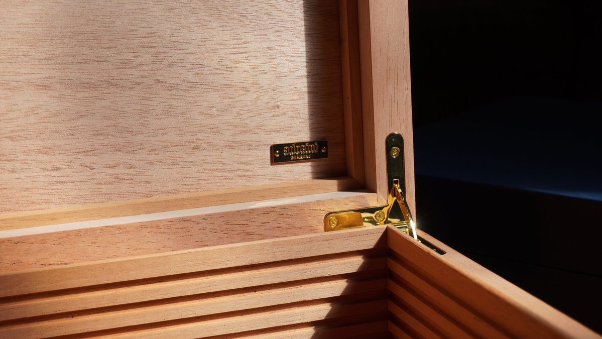 CGarsLtd's tweet photo. 20% OFF ADORINI HUMIDORS!

Looking for the perfect humidor? Now’s the time to upgrade.

Shop now: https://t.co/dHXkt8DW3F

The Adorini story

Founded in Germany in 1999, Adorini has grown into one of the world's leading humidor brands, combining premium materials, innovative design and meticulous craftsmanship.

From their signature RibTech ventilation system to precision hygrometers and advanced humidification, Adorini humidors are designed to give your cigars the conditions they need to be stored and matured properly.

Premium quality. Smart design. Built for cigar lovers.

Offer ends 10pm tonight - 15.09.26

#Adorini #Humidor #Cigars #CigarLife #Sale