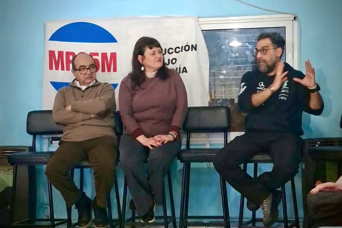 lorenaa_crespo's tweet photo. En la Cooperativa Argentina "7 de mayo" participamos junto a la Cuadrilla de Perón de la reunión con el Movimiento Productivo "25 de mayo". 

La generación de empleo debe ser central para sacar a  nuestra Argentina adelante, con el fortalecimiento de pymes y cooperativas. https://t.co/C5gadDbWRU