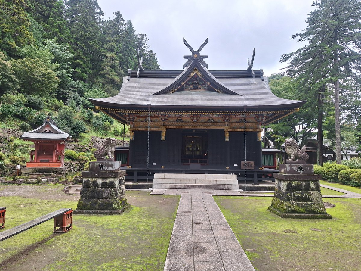 hide08277197's tweet photo. 妙義神社

妙義山の麓にある天空の神社
妙義って聞いたら引退したお相撲取りの妙義龍を思い出します
このあたりの出身なのかな？ https://t.co/bVhehucnfE