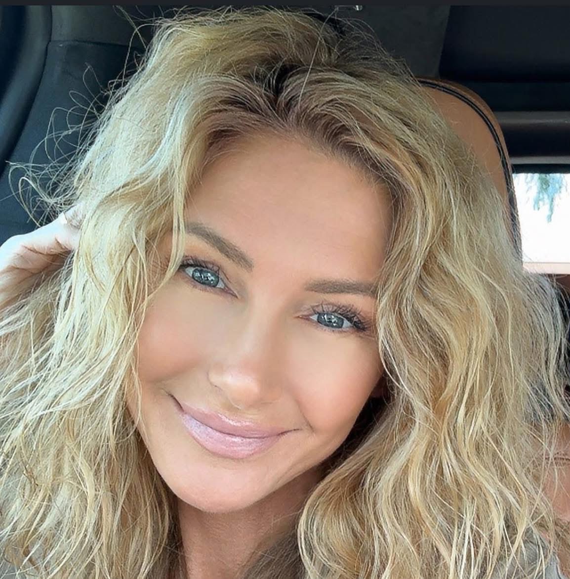 BrandenRoderick's tweet photo. I only know 25 letters of the alphabet.
I don’t know y! 🤷‍♀️🔤

Wishing you a wonderful Tuesday! 💫📚 https://t.co/a4MIrnqpi9