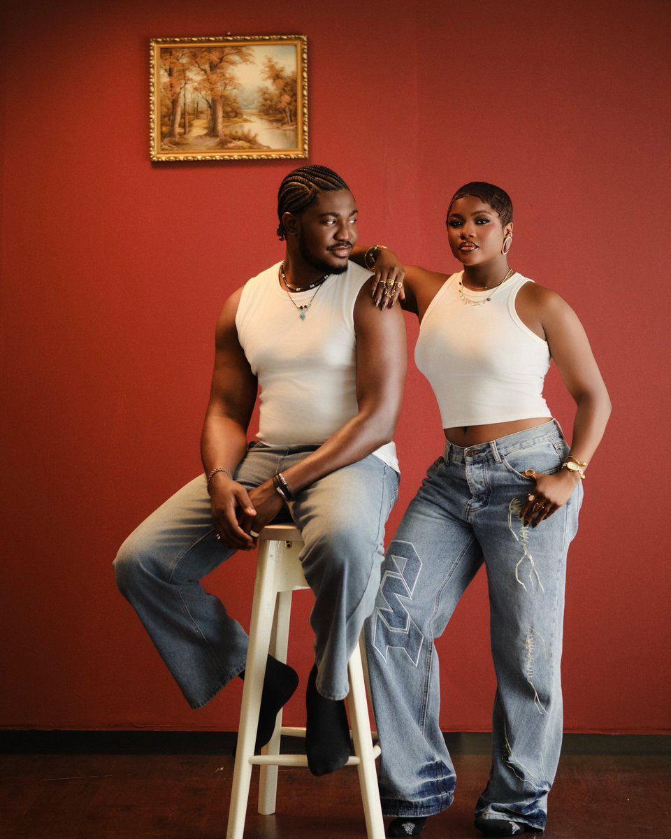 thebolamontana's tweet photo. Two years with my apex beat 👩🏽‍❤️‍💋‍👨🏾 https://t.co/ctSDXnASZ3