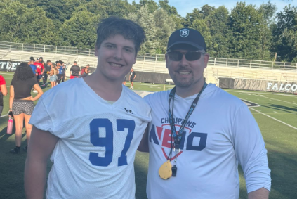 sixstarfootball's tweet photo. Eastern Talent Starting to Build Recruiting Momentum

📈Several New England and Eastern prospects are beginning to create recruiting buzz🔥

STORY➡️https://t.co/AIYoDNUFyT

@RoccoAronson @zachborgess @Danieljr_98 @Cribbie71 @Brayden_Cummins @MaxDilanian https://t.co/chAtpVH8Nn