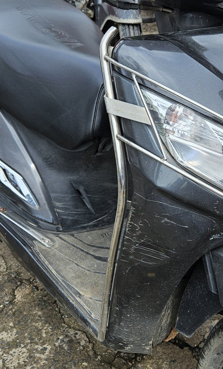 MedicMWA's tweet photo. @ICICILombard ,extremely disappointed with your claim service. I have a comprehensive zero-depreciation policy, yet after my scooter accident/skid and completion of the survey, you are still refusing to approve the damaged tail light.
If genuine accidental damage isn't covered, https://t.co/B6doIBArdo