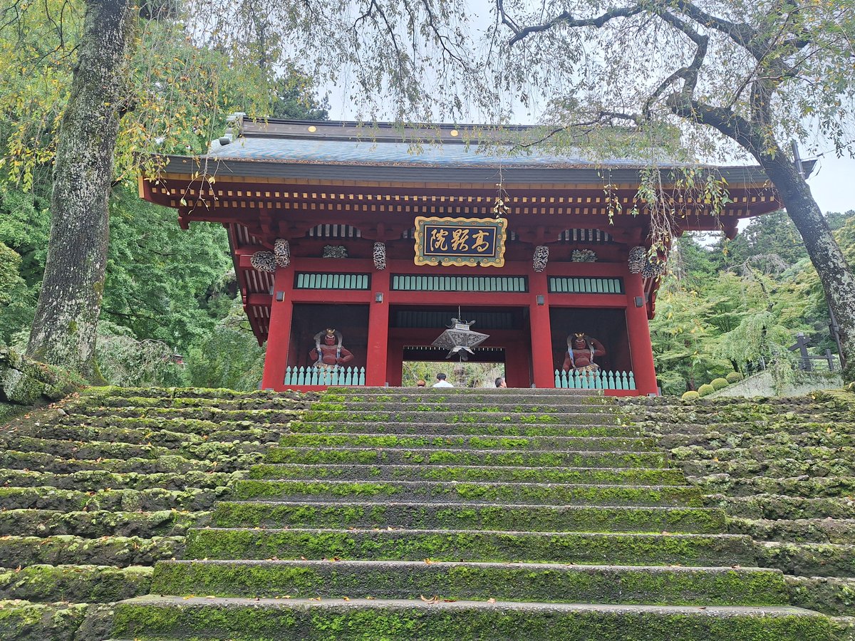 hide08277197's tweet photo. 妙義神社➁
勉強不足なので写真だけ
山頂の妙義山は気になる
時間が無いから登れませんかったけど
調べると1日かかるらしい？(--;) https://t.co/QmyIrljF4j