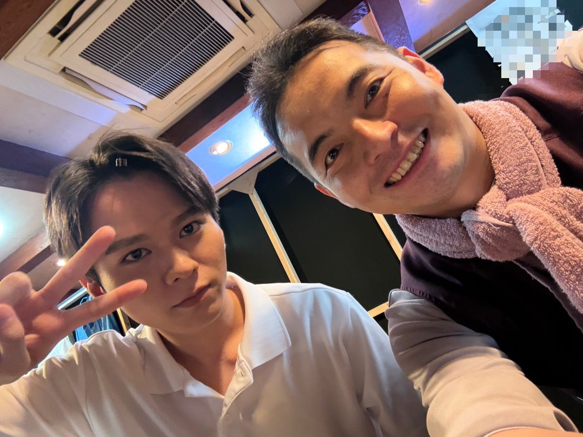 r_y__u_no's tweet photo. #東京浅草新喜劇 
 #家族以上父親未満 
本日もありがとうございました‼️

今日は親方、満堂さんと📸 https://t.co/G0wbPCY3en