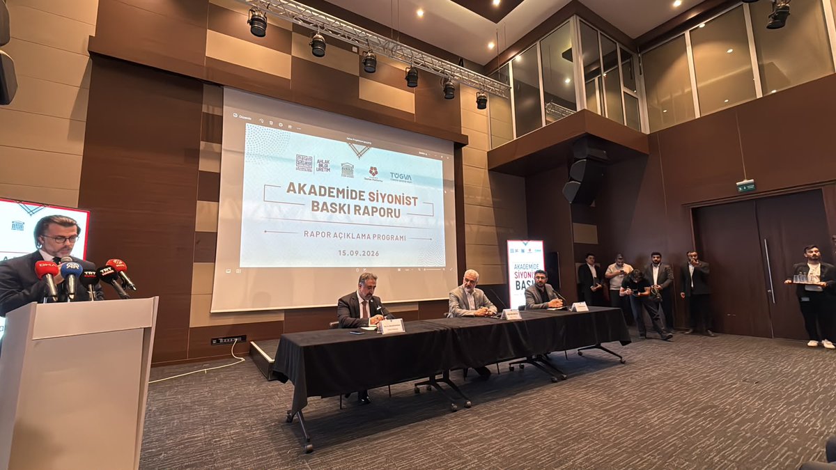 mardinartuklu's tweet photo. Mardin Artuklu Üniversitesi olarak Kadim Akademi, TÜGVA ve Filistin'e Destek Platformu paydaşlığında hazırladığımız "Akademide Siyonist Baskı Raporu" açıklama programımız İstanbul TÜGVA Genel Merkezi'nde başladı.

Özgür düşüncenin merkezi olması gereken üniversitelerin, küresel siyonist lobilerin baskısıyla nasıl birer "entelektüel kışlaya" dönüştürüldüğünü tüm çıplaklığıyla belgelemek üzere bir aradayız.

🔴 Akademide Siyonist Baskı Raporu - Rapor Açıklama Programı
📍TÜGVA Genel Merkezi / İstanbul

@erolozvar
@ibrahimozcosar
@osmannnurika
@destekfilistine
@tugvaTR
@kadimakademi

#MardinArtukluÜniversitesi #AkademikSumud #ÖzgürAkademi