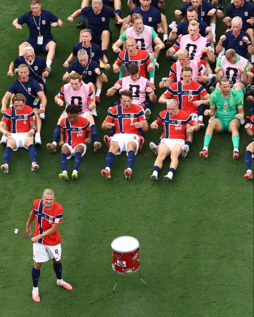 tfmcfc's tweet photo. #haalandballondor2026 https://t.co/MWElTEZDvD